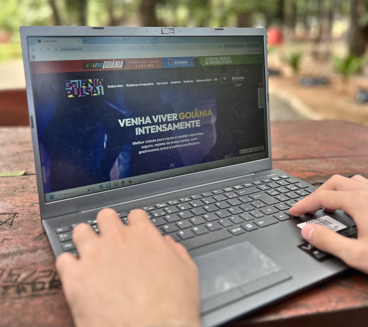 5e016a5f f358 4d3c b843 0a4bf0a16a09