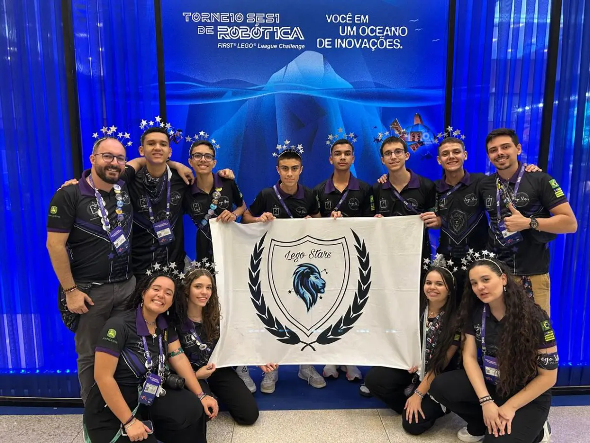 alunos catalão robotica