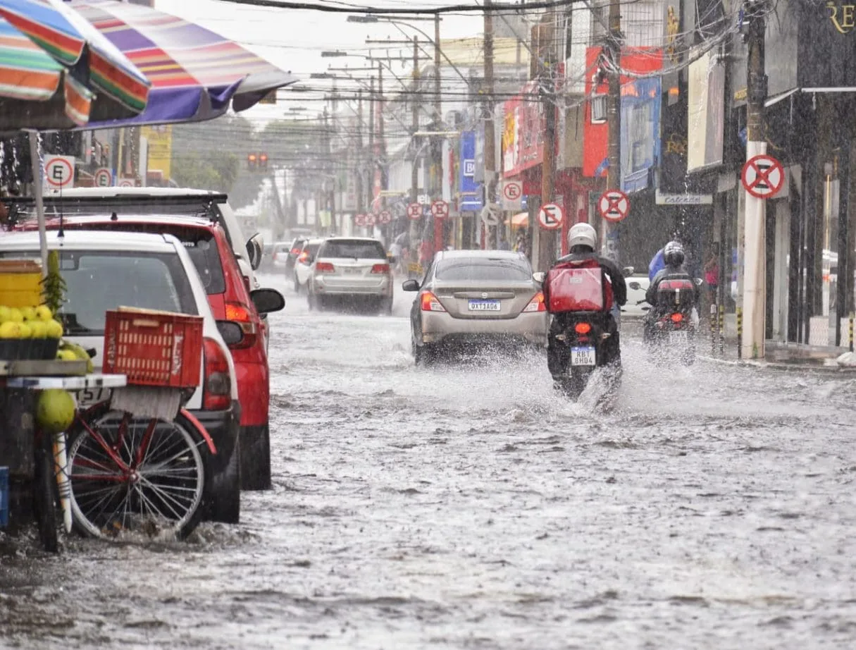 chuva 1b 1215x922.jpeg