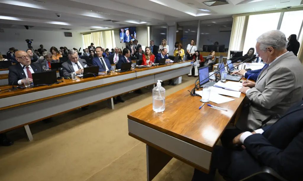 comissao senado