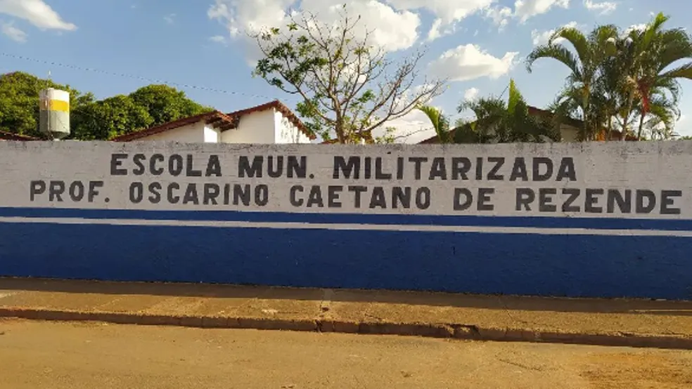 escola militarizada nerópolis