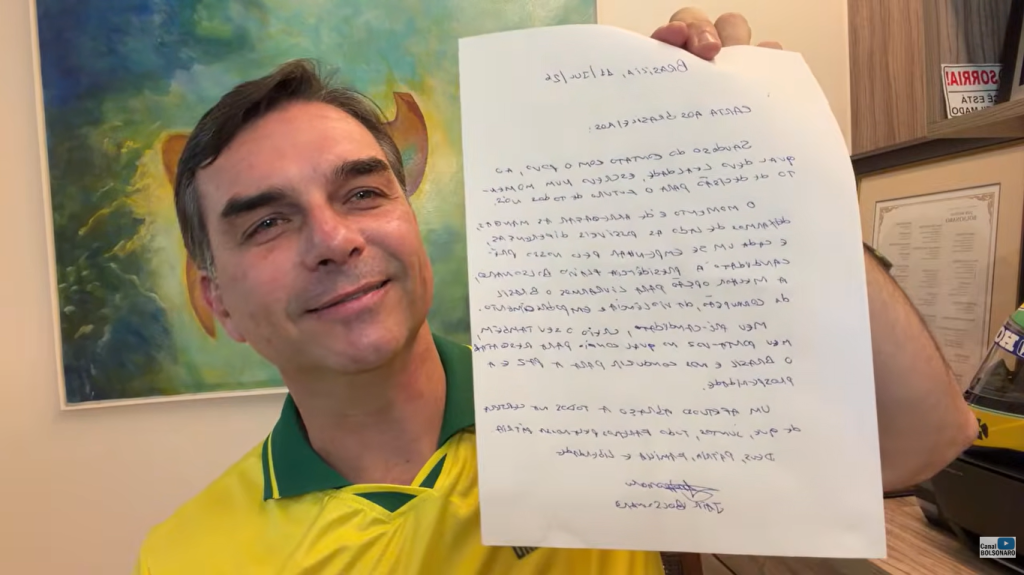 flavio e carta de bolsonaro