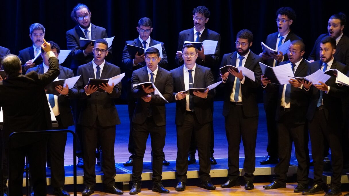 orquestra sinfonica foto cinthia oliveira 1 1215x683