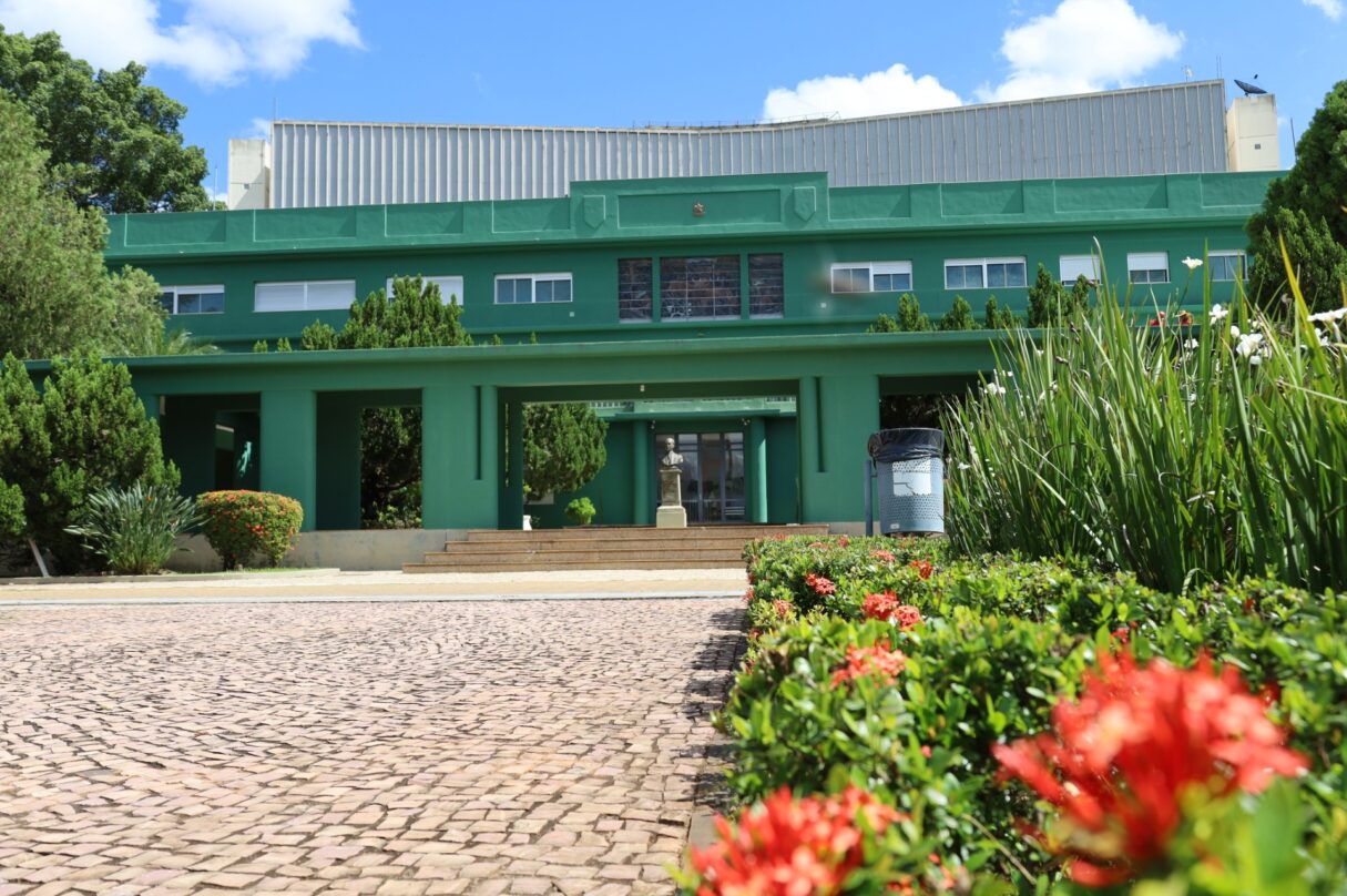 palacio das esmeraldas foto kamilla brandao 1215x808