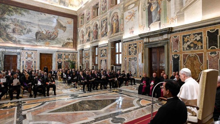 papa diplomatas santa se