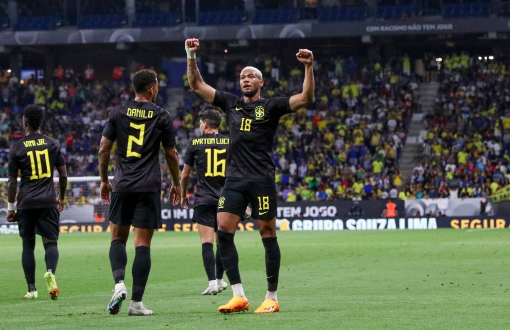 selecao brasileira camisa preta antirracismo 1024x664
