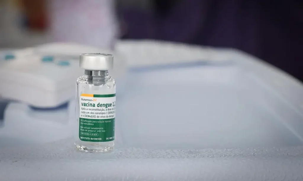 vacina dengue